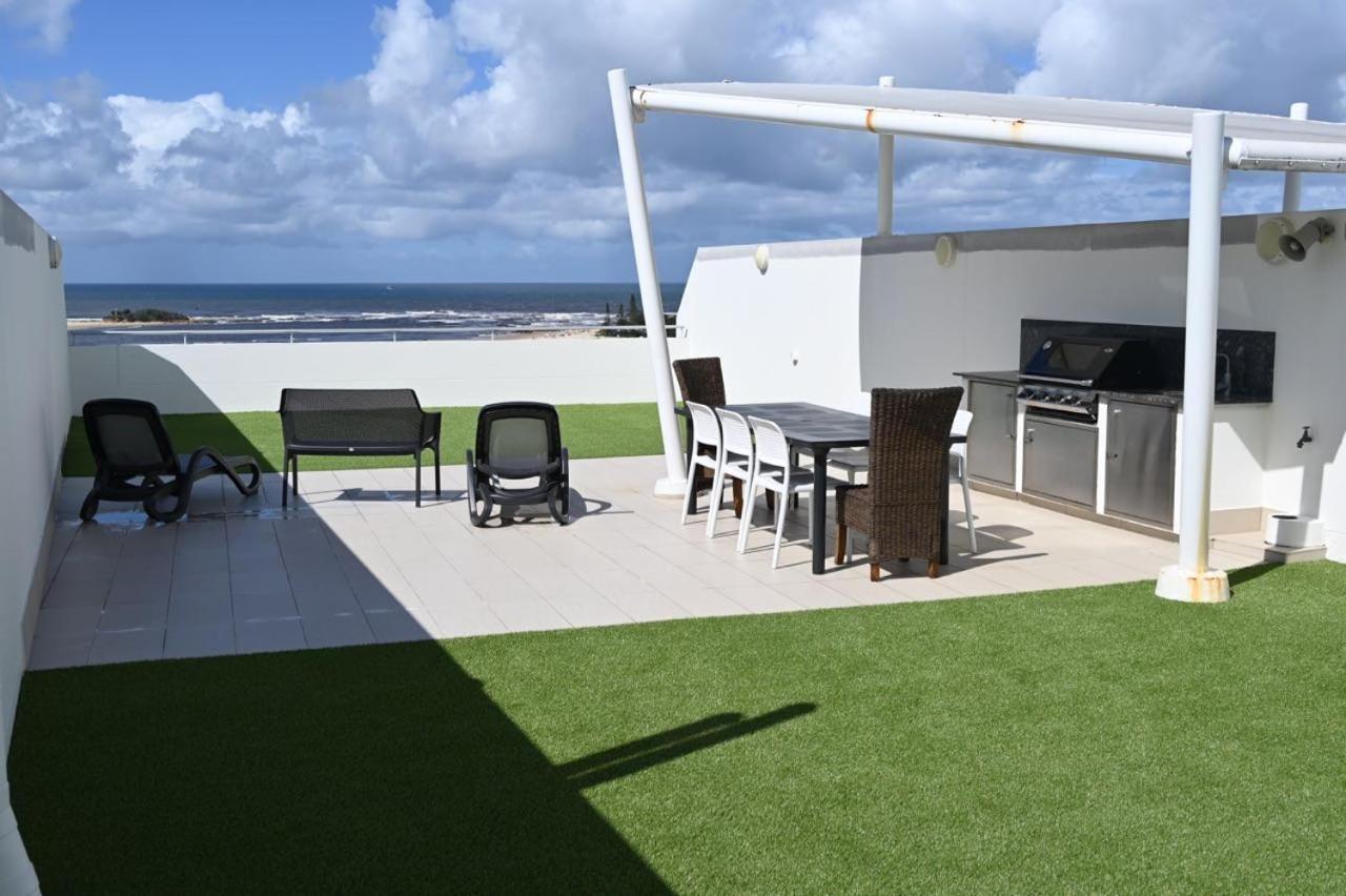 Waves Maroochy River Maroochydore Exterior foto